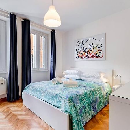 Luminous Apartment Few Steps From Piazza Navona Ngoại thất bức ảnh