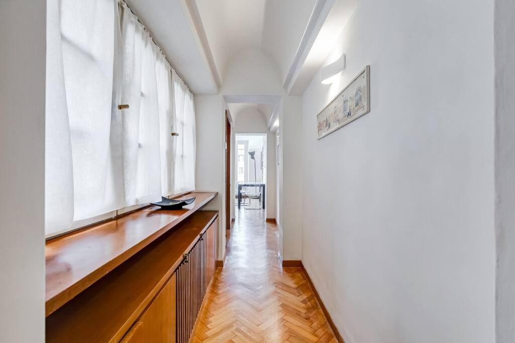Luminous Apartment Few Steps From Piazza Navona Ngoại thất bức ảnh