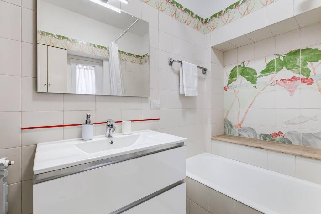 Luminous Apartment Few Steps From Piazza Navona Ngoại thất bức ảnh